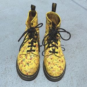 Vintage Dr Martens Sun Yellow Floral Boots